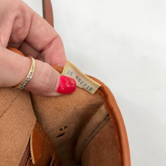 Dooney & Bourke Peanut Brown Pebbled Grain Leather Carrier Crossbody - Picture 11 of 11